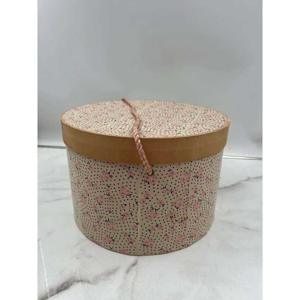 N/A vintage round